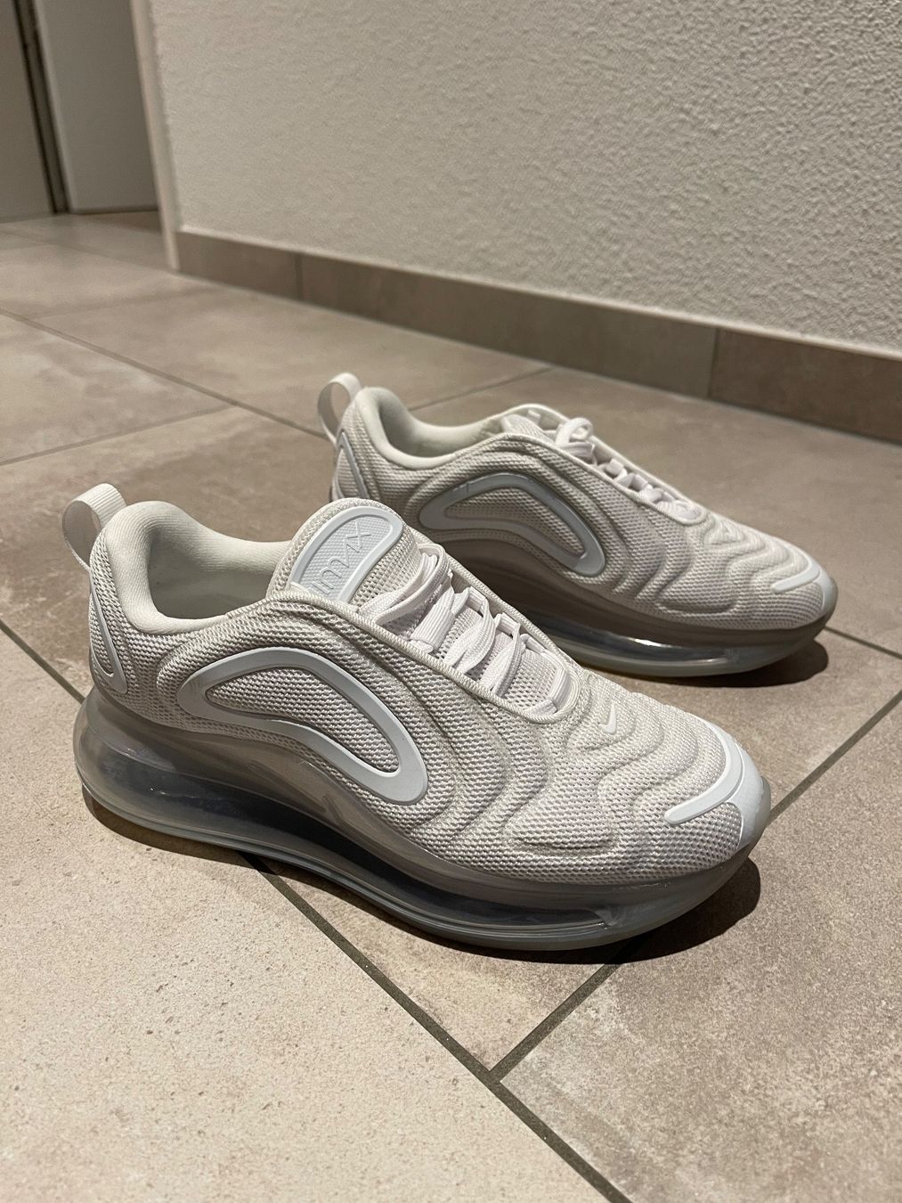 Scarpe per ragazzi: Nike Air Max 720 – Nuovo (secondo la descrizione) da Tägerig venduto da Unbekannt5522