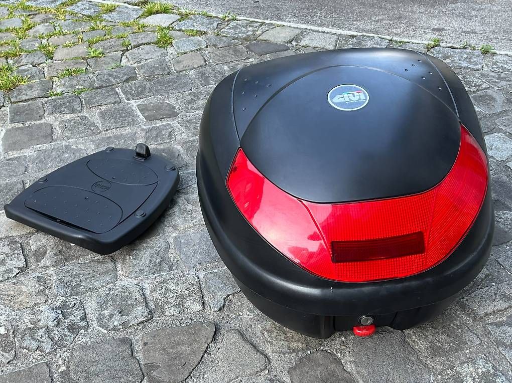 Topcase: Givi-Topcase – Usato da Näfels venduto da LaBabsi65