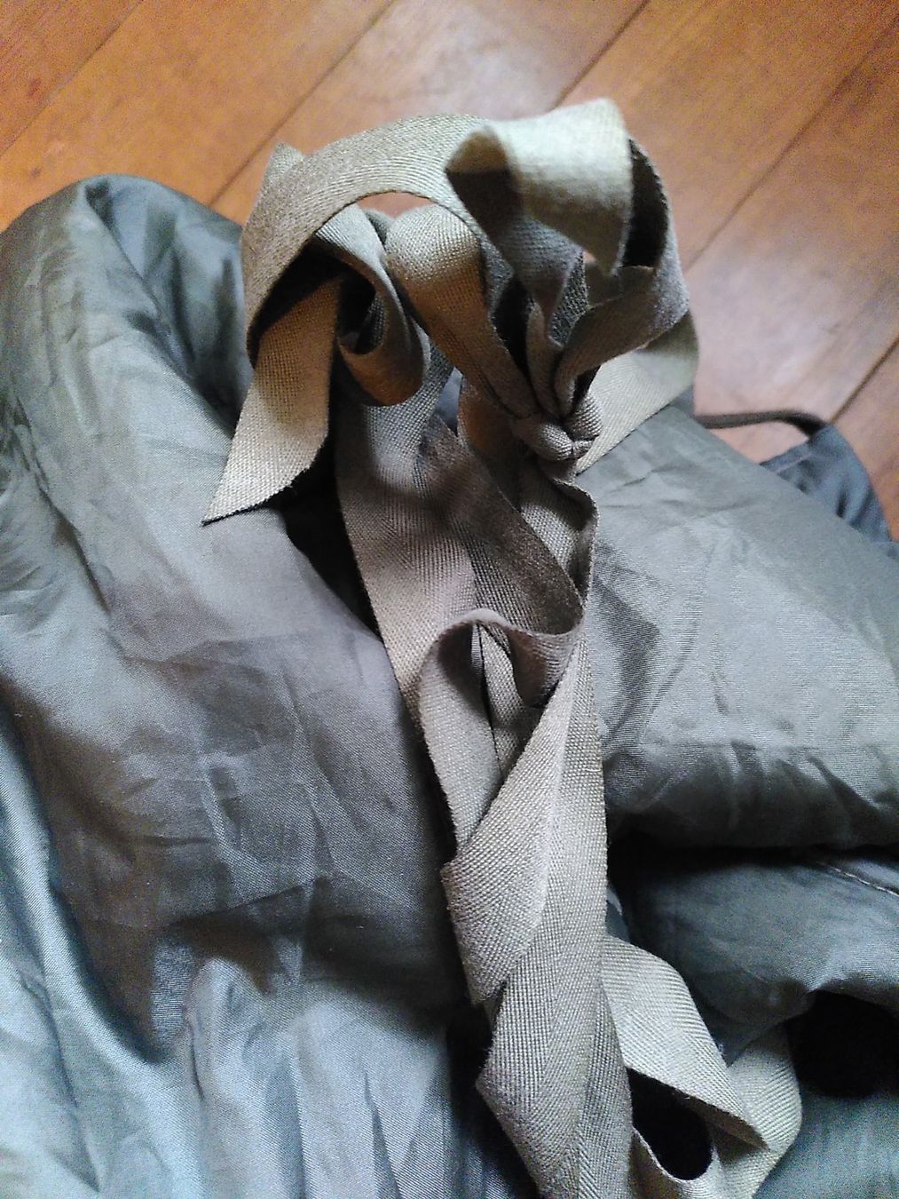 Sacchi a pelo: Schlafsack der Schweizer Armee – Usato da Murten venduto da keyboardti 2