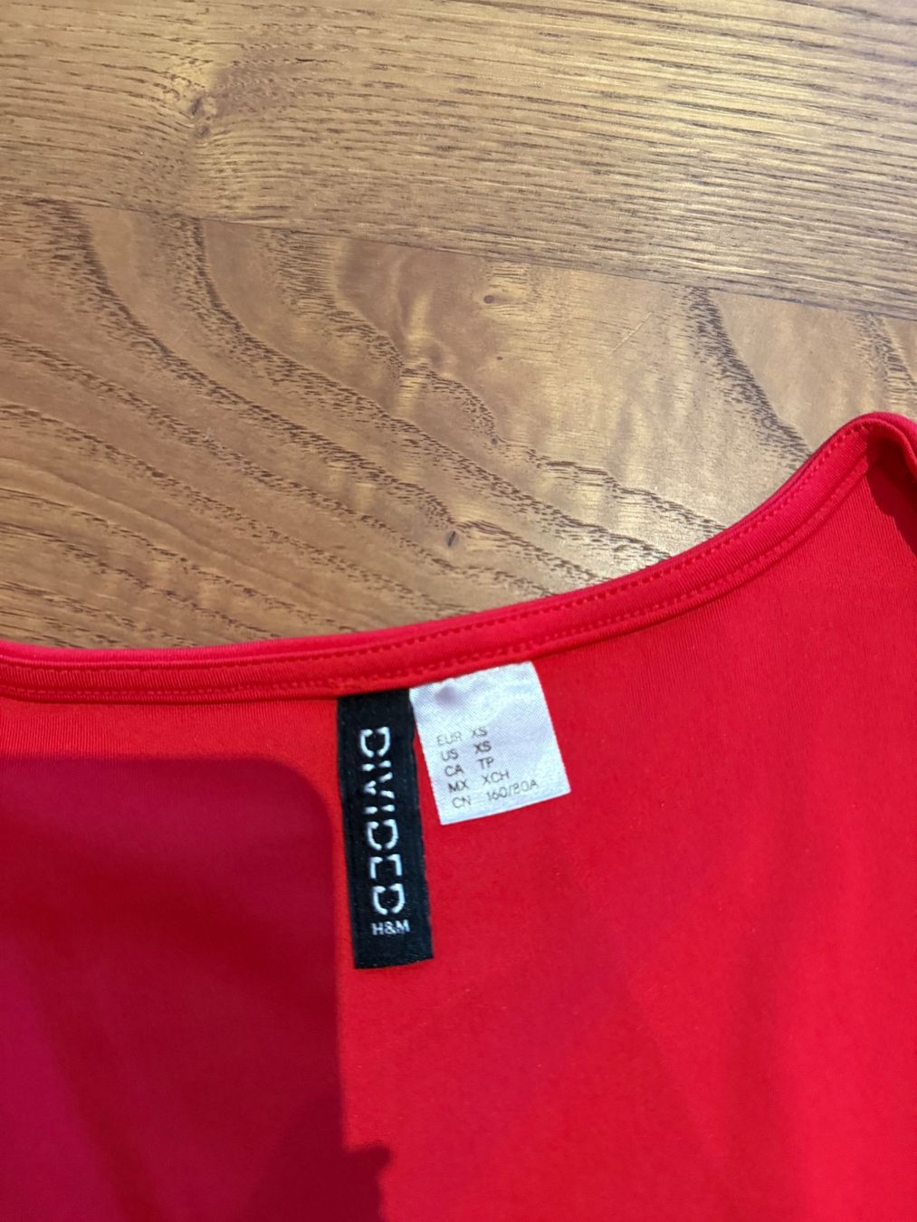H&M Top: Crop Top, size XS – Usato da Sissach venduto da laura.x4 1