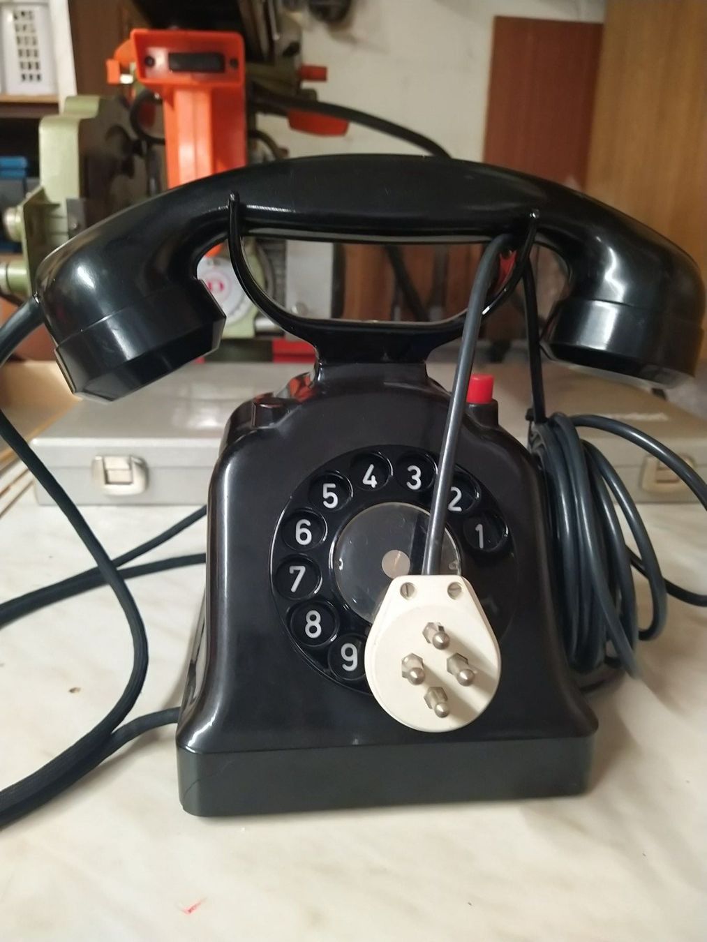 Telefoni: Tischstation T29 Model 1929 – Usato da Lachen SZ venduto da Wba47