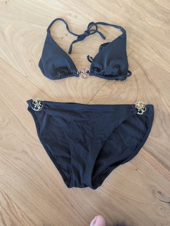 Guess Bikini Gr. M (38) schwarz mit Logo für den Sommer ☀