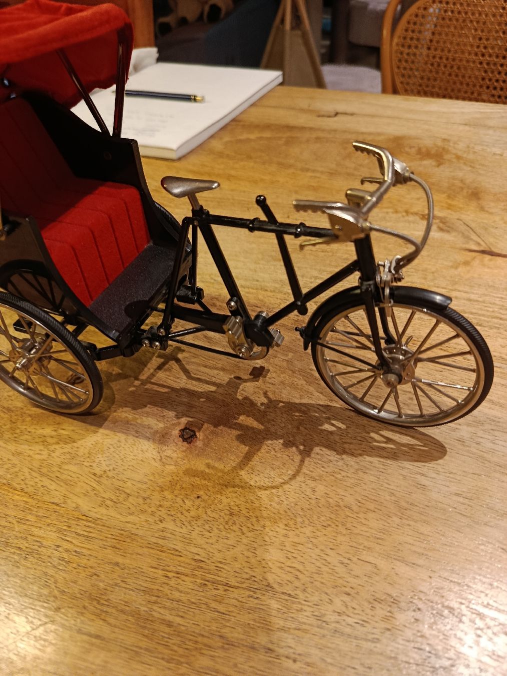 Kit di modellismo & Modellini statici: Miniatur Retro orientalische Rickshaw 1:10 – Usato da Wattwil venduto da sunicheyenne 2