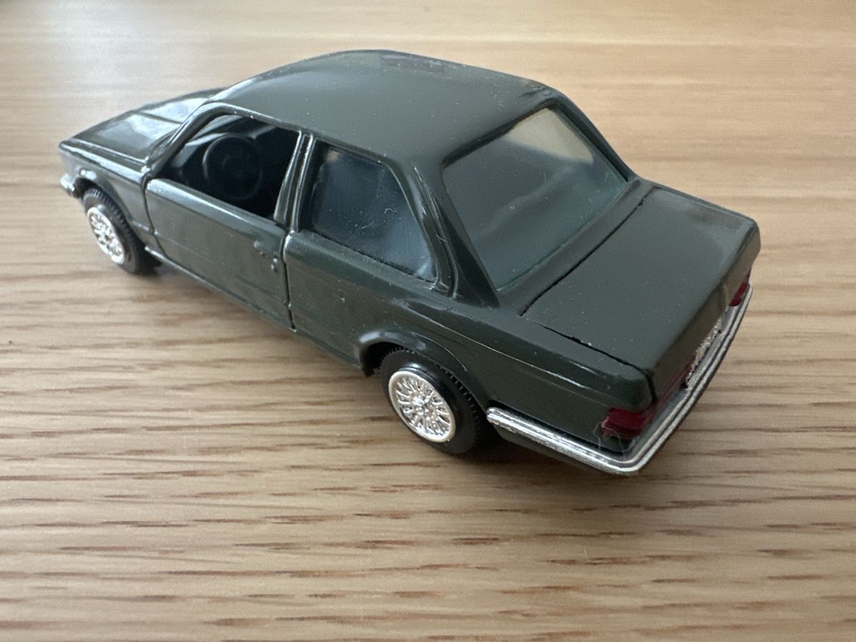 Modellini d'auto: 1:43 Modellauto wie auf den Bildern ersichtlich – Usato da Sennwald venduto da HARO-Import 2