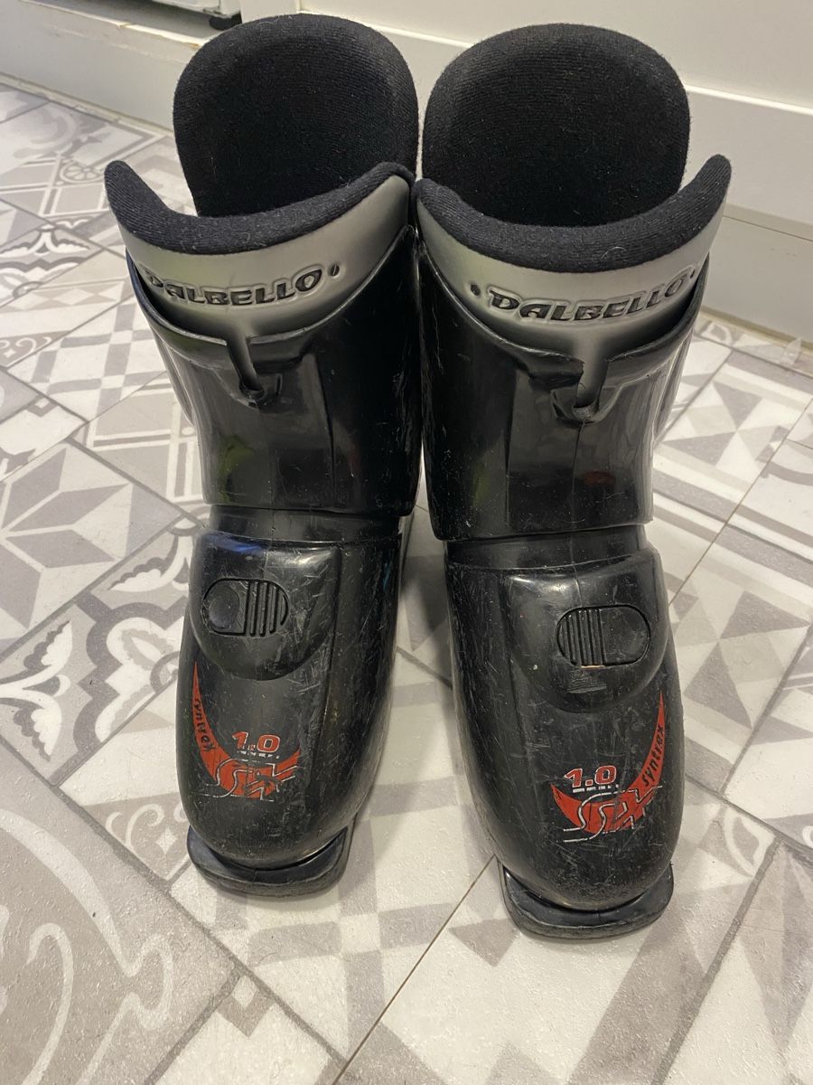 Scarpe da uomo: Kinder-Skischuhe, Gr.32/33 – Usato da Rüti ZH venduto da zoli01