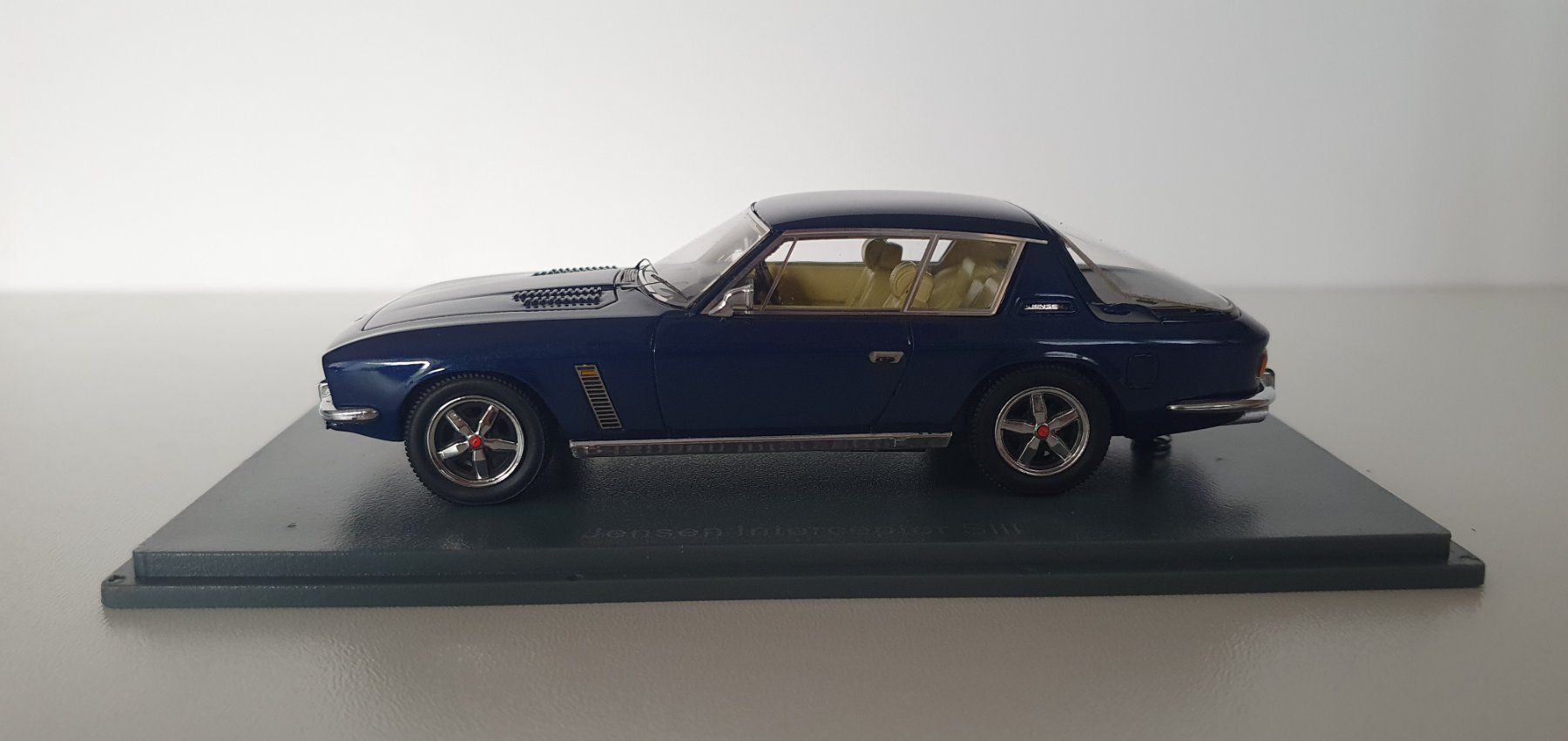 Jensen Modellini d'auto: Jensen interceptor SIII 1/43 NEO – Difettoso da St-Barthélemy VD venduto da titeuf5 2