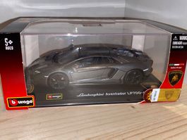 Lamborghini Aventador LP700-4