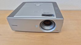 Beamer  Toshiba TDP-T355