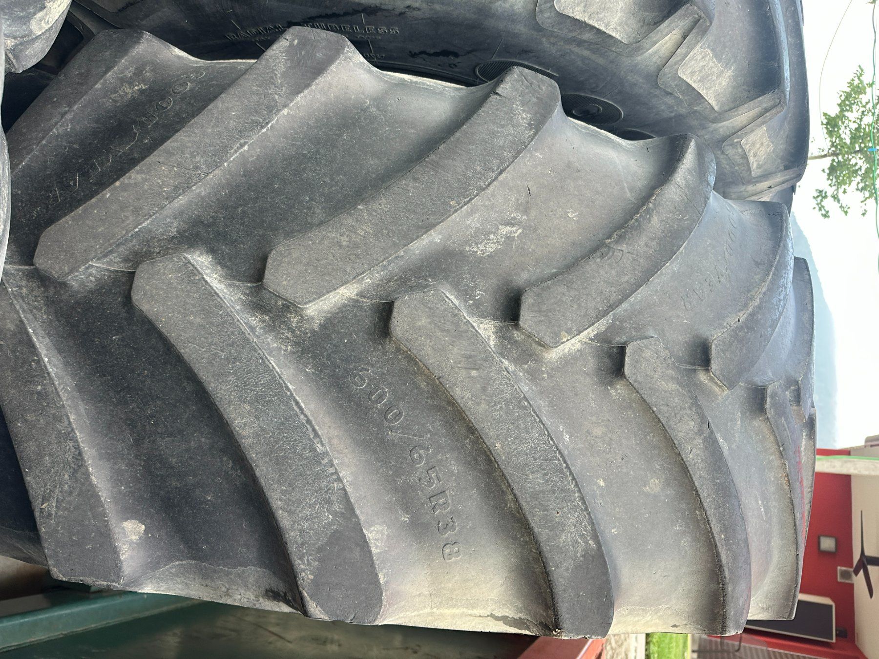 Trattori: 600/65R38 Pneu Traktor – Usato da Siblingen venduto da mueller2698