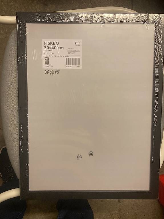 Cornici: 8 Fotorahmen von IKEA – Usato da Luzern venduto da ton_cx25 2