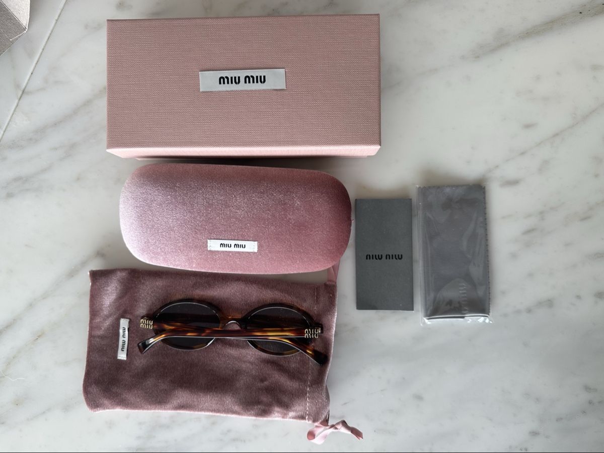 Miu Miu Occhiali & Lenti: Miu Miu Sunglasses  – Nuovo e nell'imballaggio originale da Meierskappel venduto da fhu_tt78 3