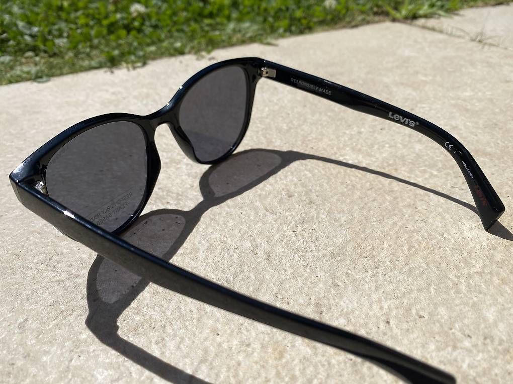 Brillen & Gläser: LEVIS Sonnenbrille NEU – Neu und originalverpackt aus Adliswil von WildMangoDesigns 1