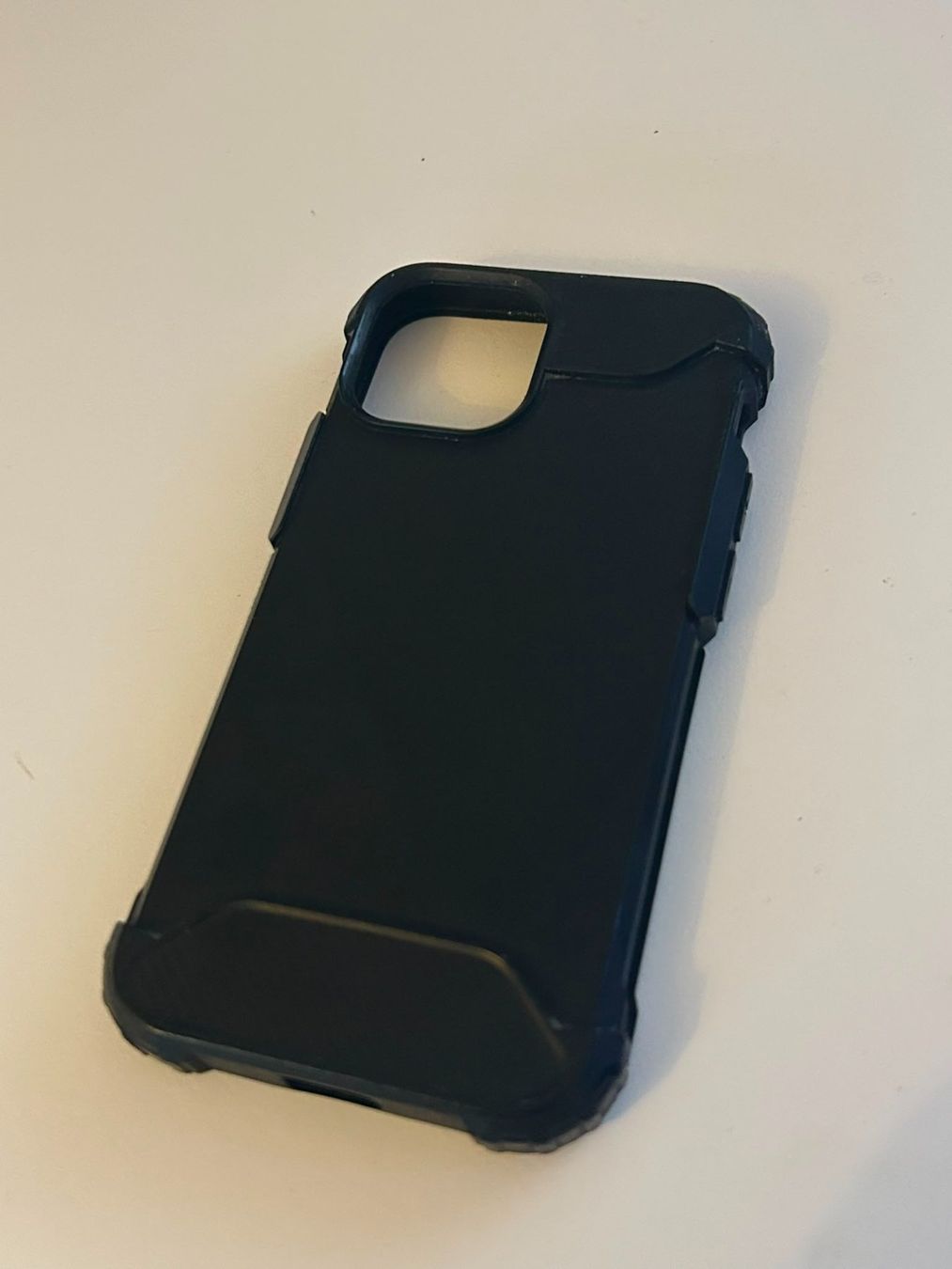 Apple Telefoni cellulari / Smartphones: IPhone 13 Mini - Schwarz – Usato da Madetswil venduto da Luck_4_Ever 5