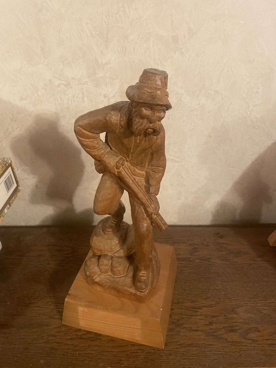 Skulpturen & Statuen: Statuette Chasseur Sculptée en Bois – Gebraucht aus Vallamand von Bricbracbroc82 4