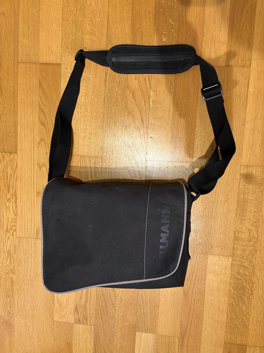 Canon Fotocamera: Canon EOS 550D mit Zubehör und Tasche – Usato da Bütschwil venduto da mcjusy 1