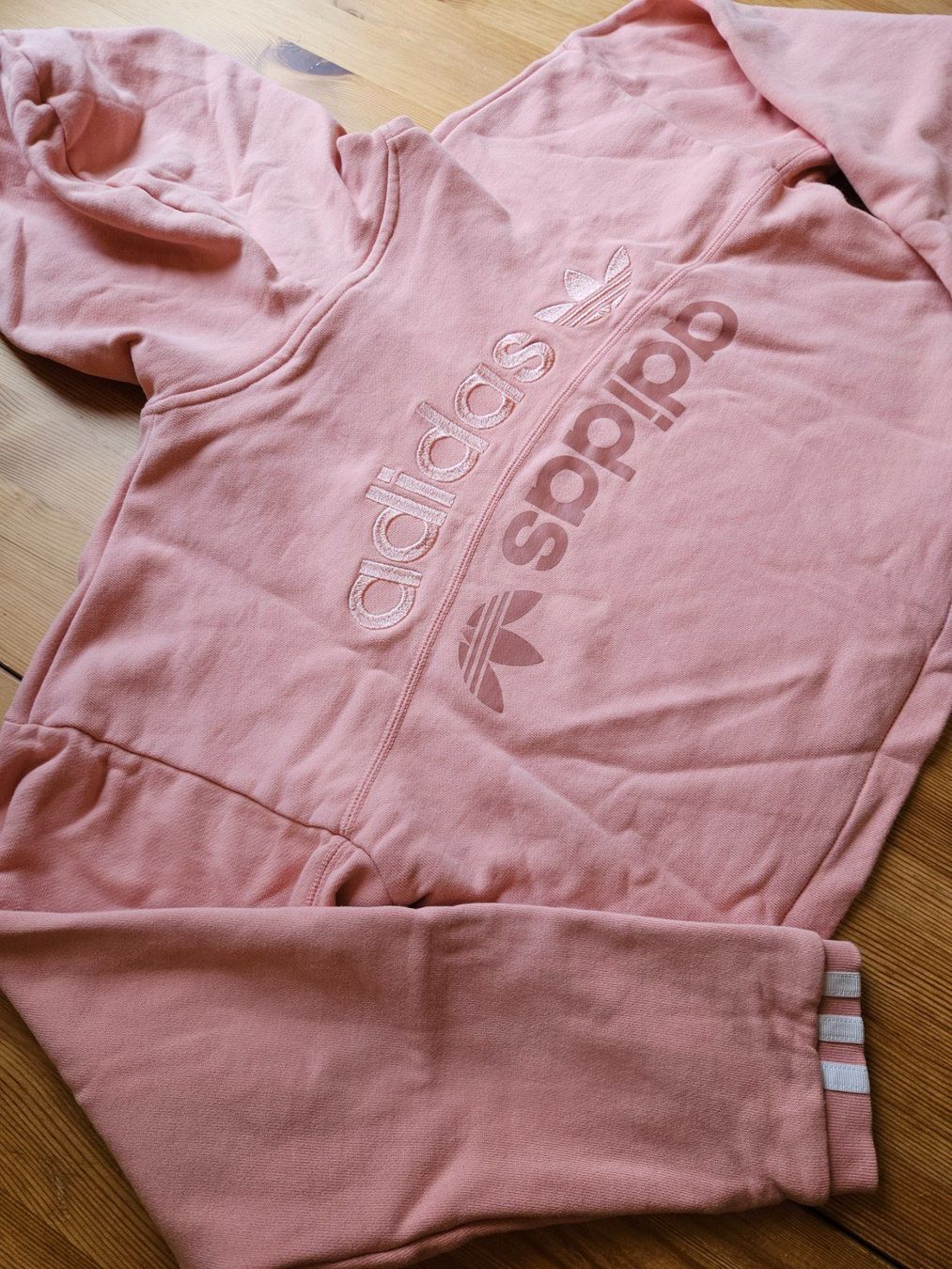 Adidas Maglioni & Felpe: Cropped Sweater adidas Grösse S retro Pullover Hoodie – Usato da Hägglingen venduto da United-Village-Trade 7