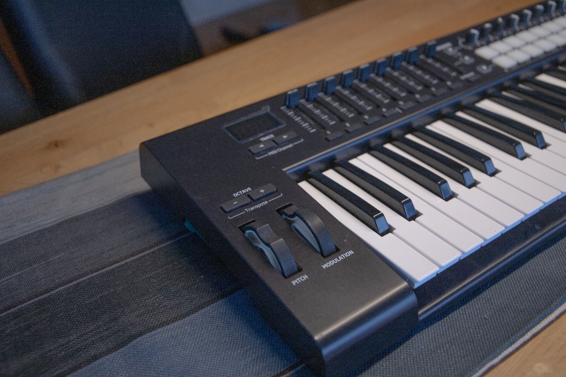 Novation Strumenti musicali: Novation Launchkey 61 Mk2 – vielseitiger MIDI-Controller – Usato da Unterseen venduto da jos_w9q6 4