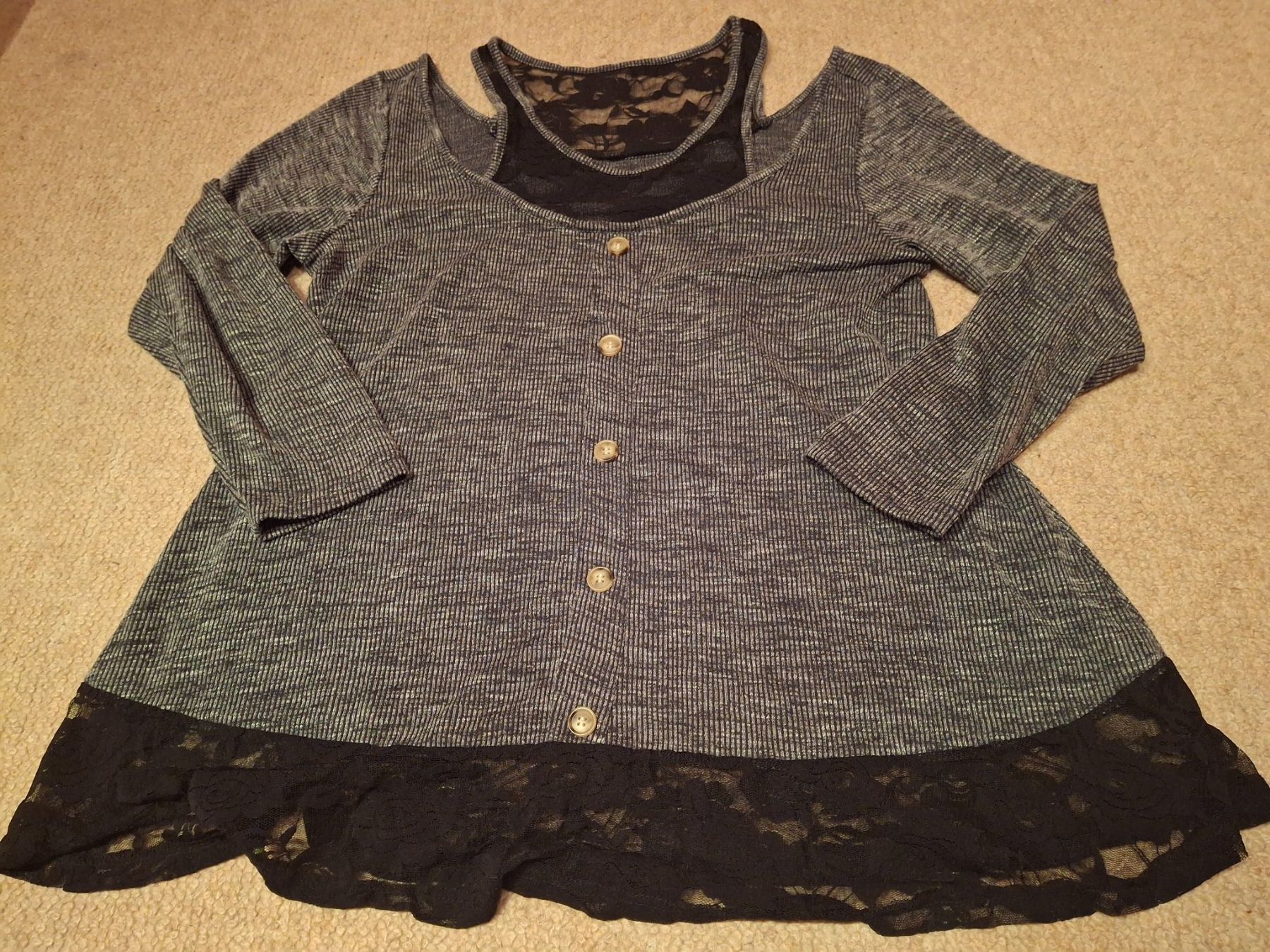 Maglioni & Felpe: Pull épaules dégagées - dentelle taille XL – Usato da Villiers venduto da san_jn5w