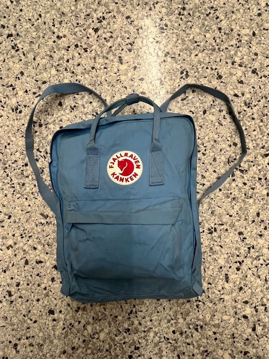 Fjällräven Sacs à dos: Rucksack Fjallraven blau  – D'occasion à Wil SG par Miwil