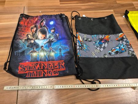 1 Turnbeutel: Stranger Things und Auto Motiv - K19