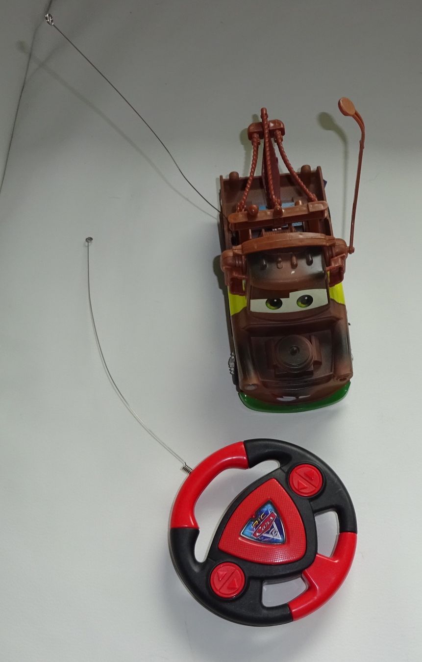 Giocattoli: Cars Hook RC – Usato da Wagenhausen venduto da Svema