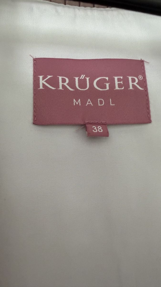 Krüger Vestiti: Dirndl Krüger Madl Grösse 38, hellgrau mit Spitze – Usato da Mettmenstetten venduto da Sunsethunter04 6