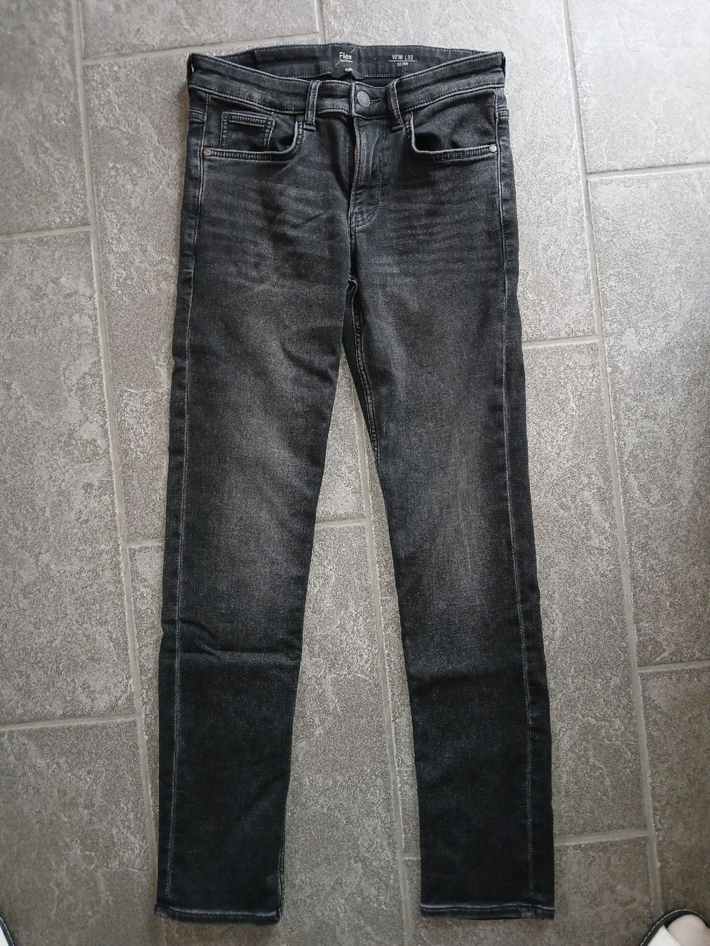 C&A Jeans: jeans 30/32 cua – Usato da recherswil venduto da papamoll71