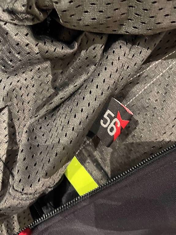 Giacche: Veste textile été Dainese taille 56 – Usato da Veyrier venduto da jor_sw92 2