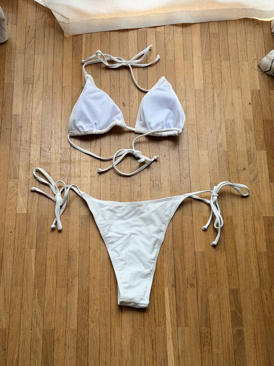 Badekleider & Bikinis: Maillot de bain 2 pièces – Neu und originalverpackt aus Le Lignon von Ana2831 1