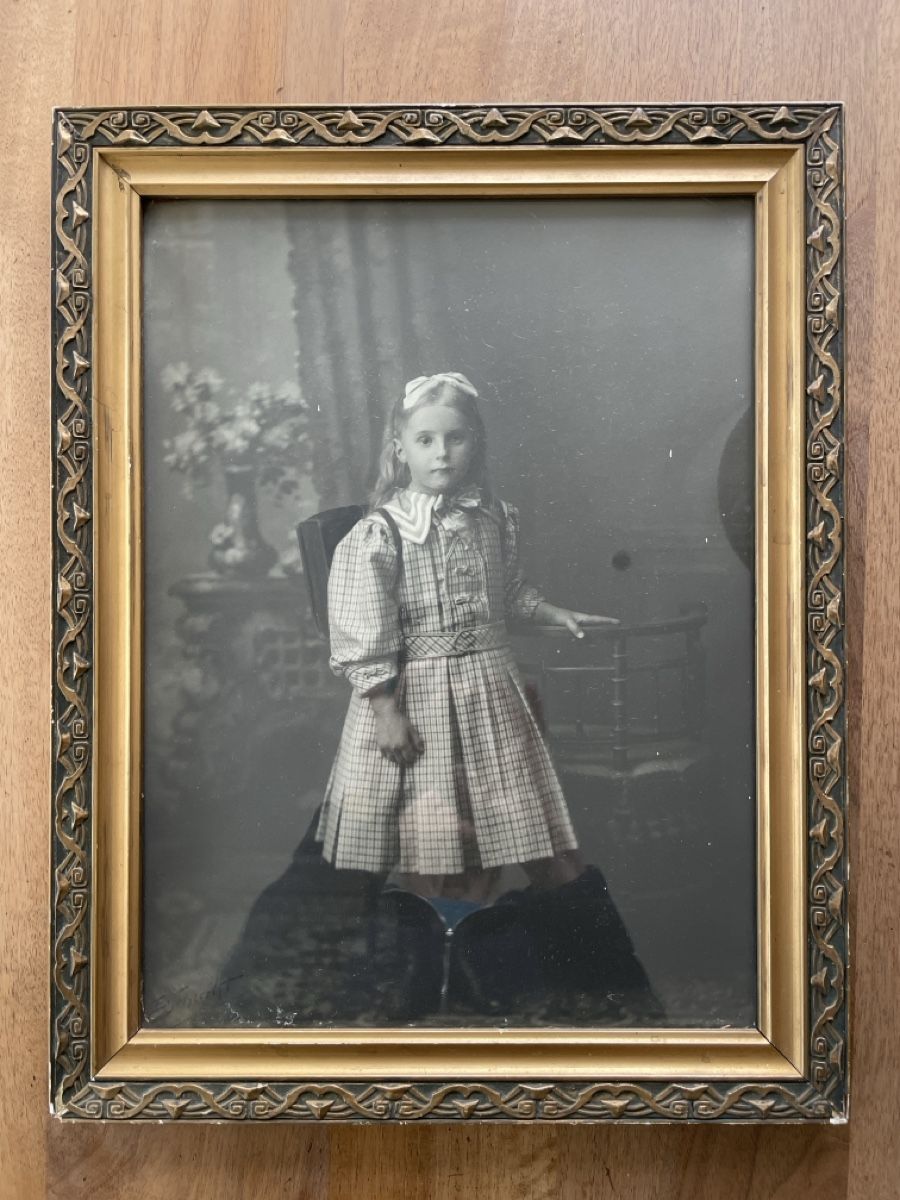 Foto & Immagini: Antikes gerahmtes Foto eines Kindes – Usato da Zürich venduto da Galfran