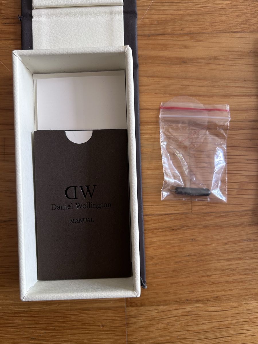 Daniel Wellington Orologi: Daniel Wellington Uhr – Usato da Burgdorf venduto da melaniehhhh 2