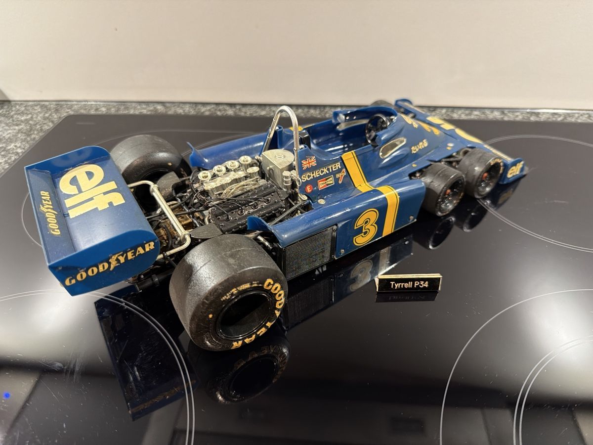 Modellini d'auto: Tyrell P34 6-Wheeler - Bausatz - 1/12 – Usato da Wolfwil venduto da Rolex1 2