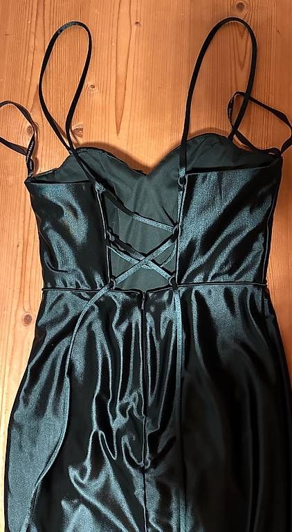 Vestiti: Abendkleid Dunkelgrün  – Usato da St. Gallen venduto da sel_vtp9 2