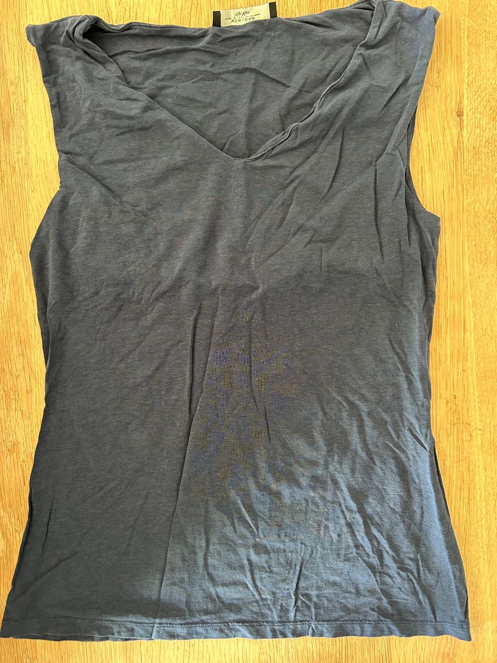 Max Mara Top: weekend max mara NEW top blue – Nuovo (secondo la descrizione) da Epalinges venduto da kat_lyp6