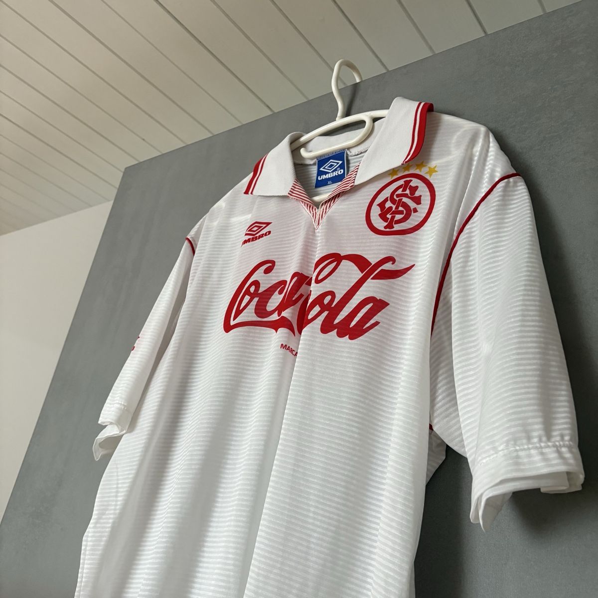 Canottiere & Pantaloni: Sc Internacional Trikot Umbro  – Usato da Winterthur venduto da LaBodega 2