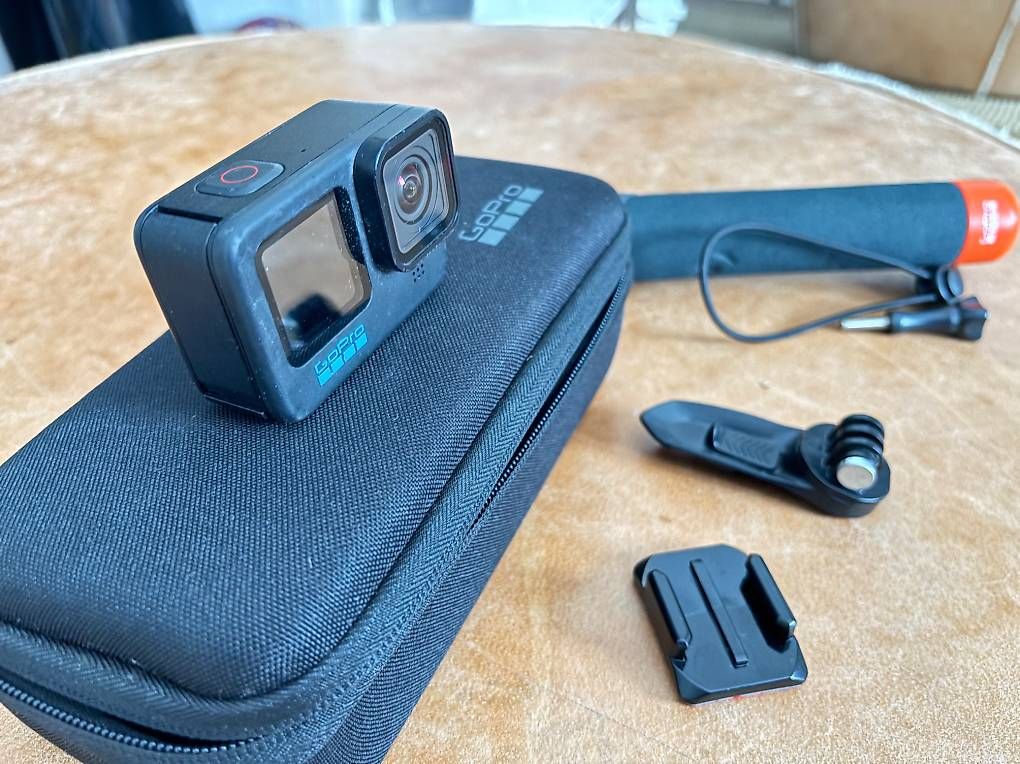 Gopro Action Cam: GOPRO 10 mit Zubehör – Usato da Trogen venduto da Rico-Mittelholzer 1