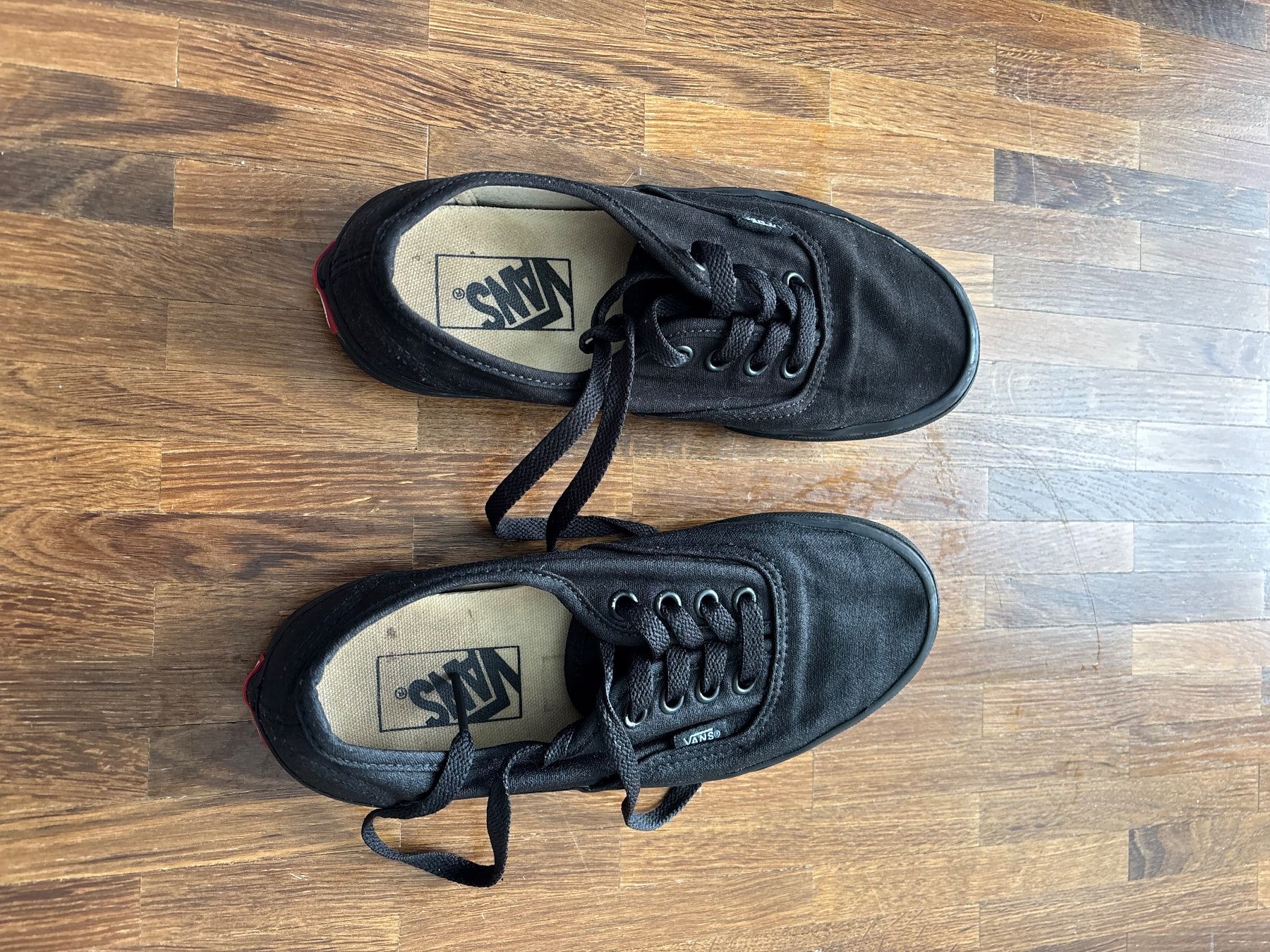 Vans Scarpe da donna: Schwarze Vans Authentic Sneaker, Grösse 36 – Usato da Hinwil venduto da liviipivii 2