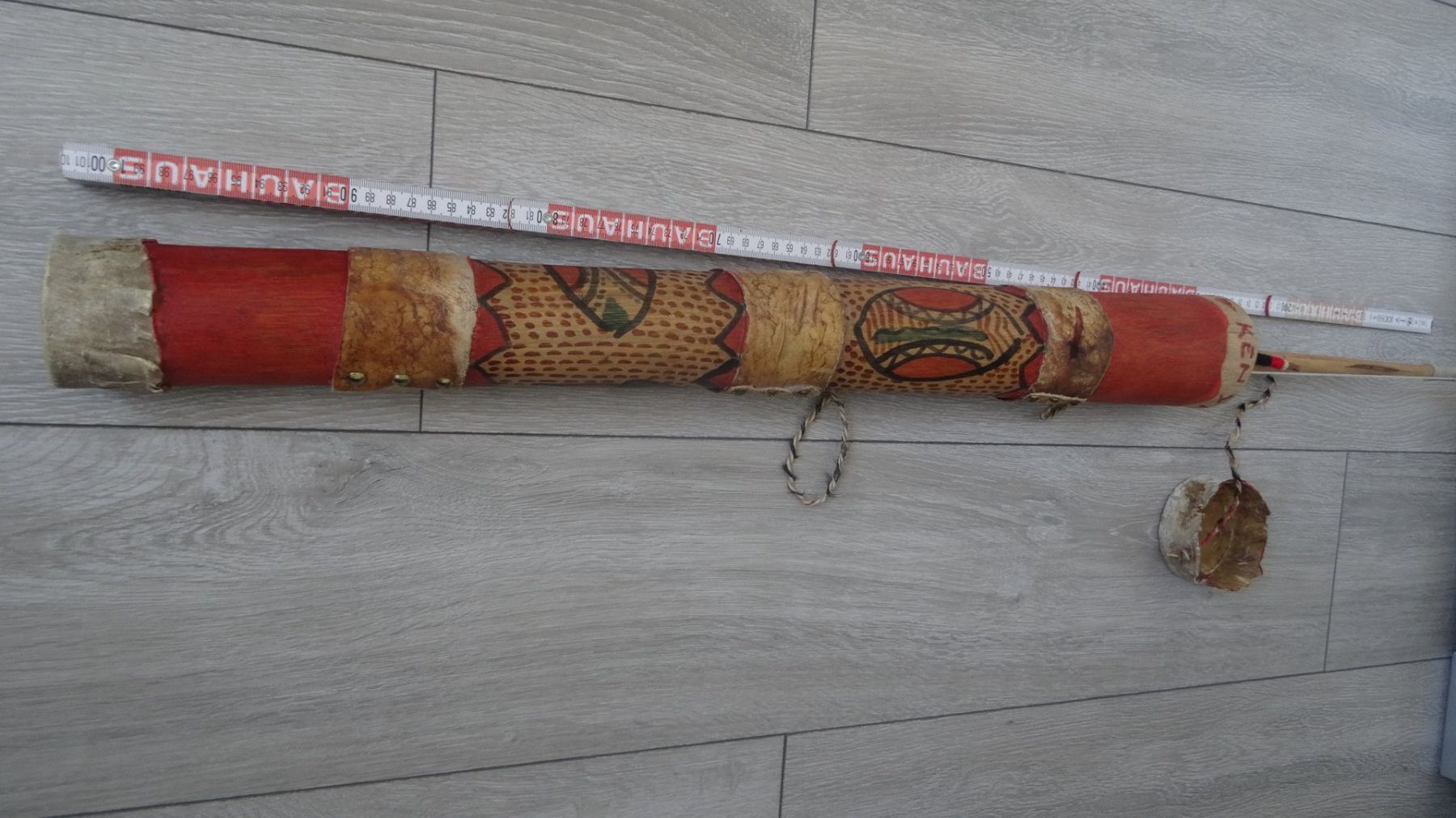 Tutte le decorazioni: Seltene Handgemachte Pfeil Köcher mit Bogen Afrika – Usato da Ehrendingen venduto da CHMEX 9