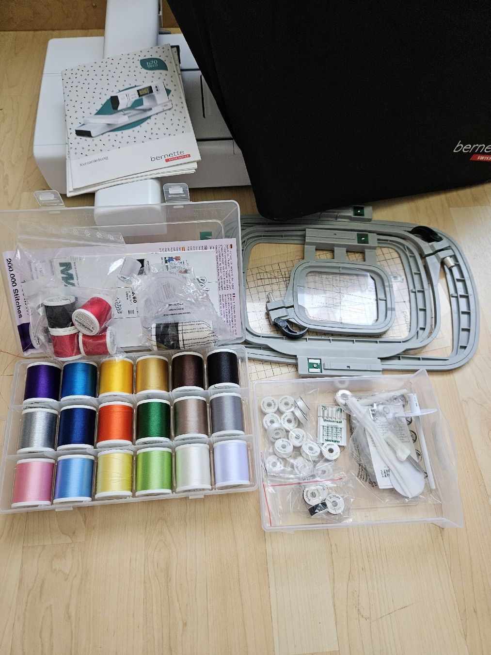 Bernina Machines à coudre: bernette b70 DECO Stickmaschine – Neuf (Voir description) à Seewen SZ par Ingenbohl 1