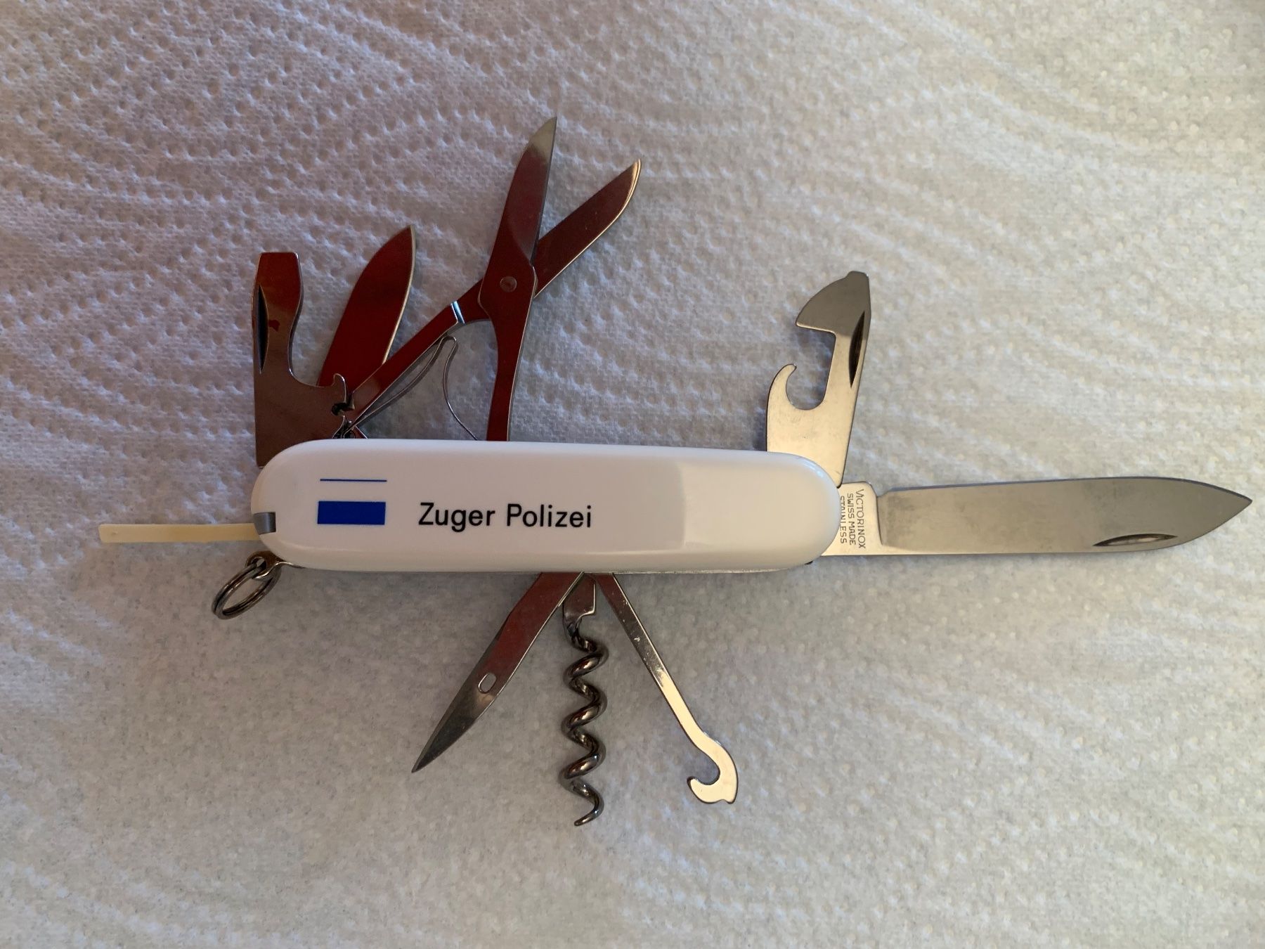 Victorinox Coltelli tascabile: Offiziersmesser der Zuger Polizei – Nuovo e nell'imballaggio originale da Aarau Rohr venduto da Opera 3