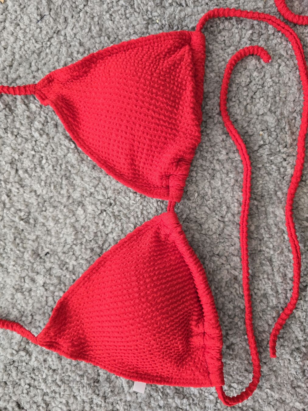 Maillots de bain & Bikinis: Bikini rot Grösse S Neu – Neuf avec emballage d'origine à Dietikon par Kaska2020 2
