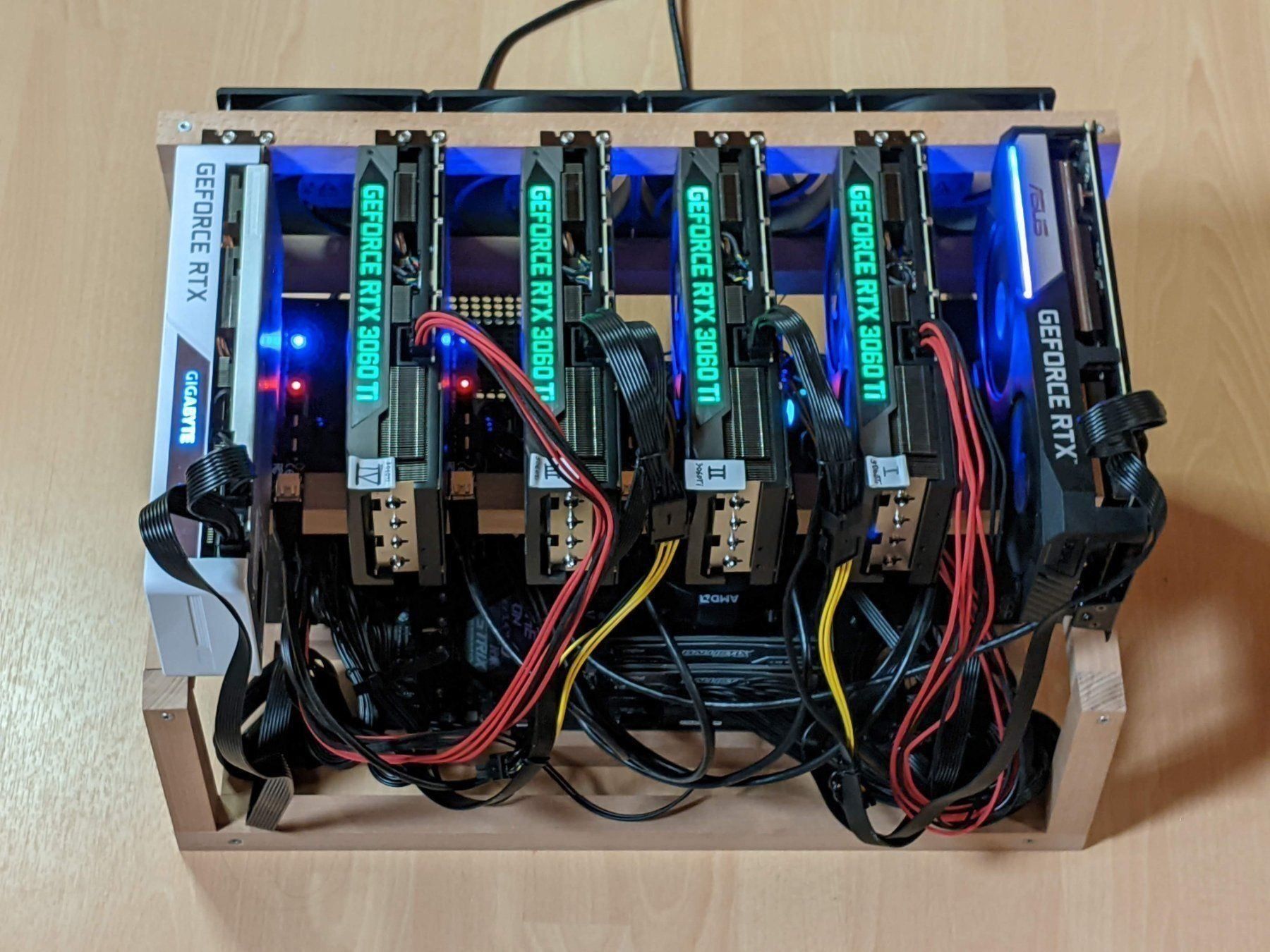 Nvidia Schede grafiche: AI Workstation / CUDA GPU Server – 6x RTX GPUs, 48 GB VRAM, – Usato da Oberglatt ZH venduto da moi_fb9v 2
