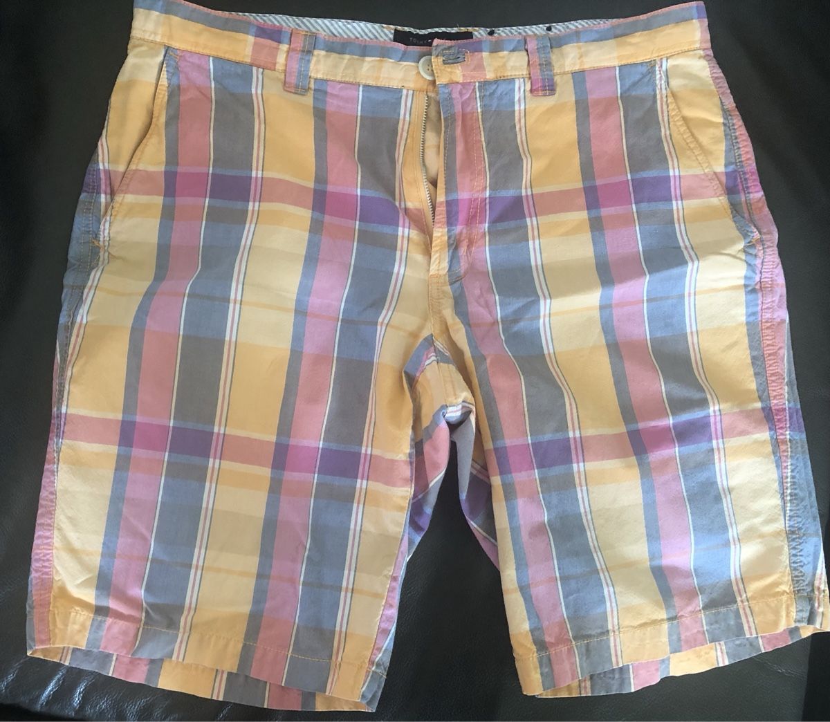 Pantaloni: Shorts – Nuovo (secondo la descrizione) da Solothurn venduto da galinka