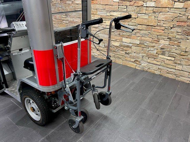 Veicoli elettrici: Seniorenmobil Poni Lukas Jenny – Usato da Elsau venduto da Geissen5 7