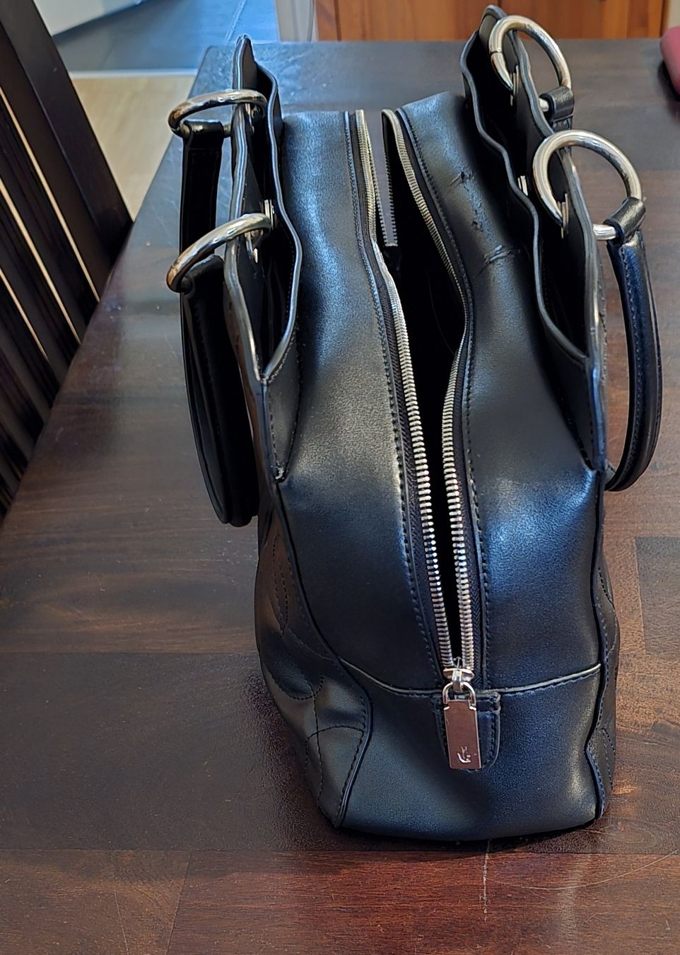 Lacoste Borse da donna: Blau  Handtasche von Lacoste Damen – Usato da Basel venduto da Jcva 5