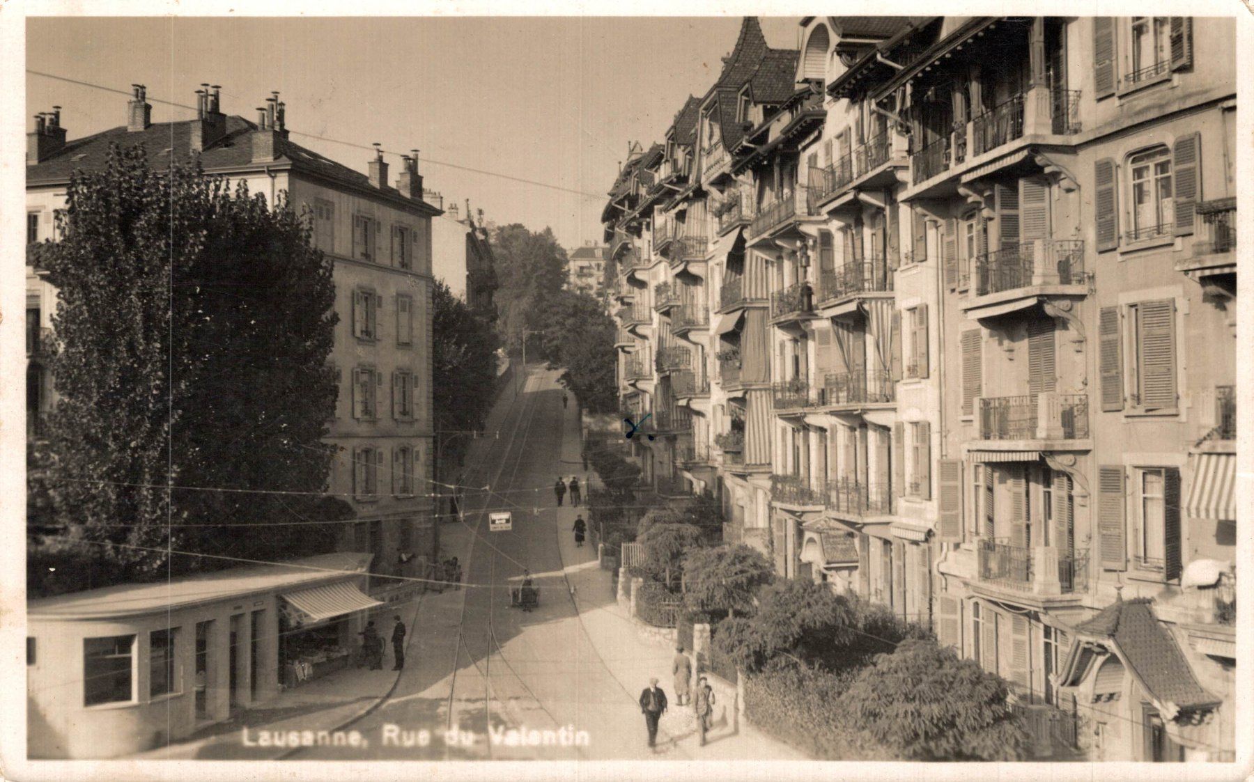 Cartes postales: Lausanne. Rue du Valentin – D'occasion à Bronschhofen par Astore
