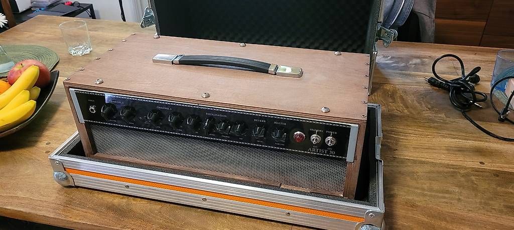 Amplificatori: Blackstat Artist 30 – Usato da Grand-Lancy venduto da Selfa1984