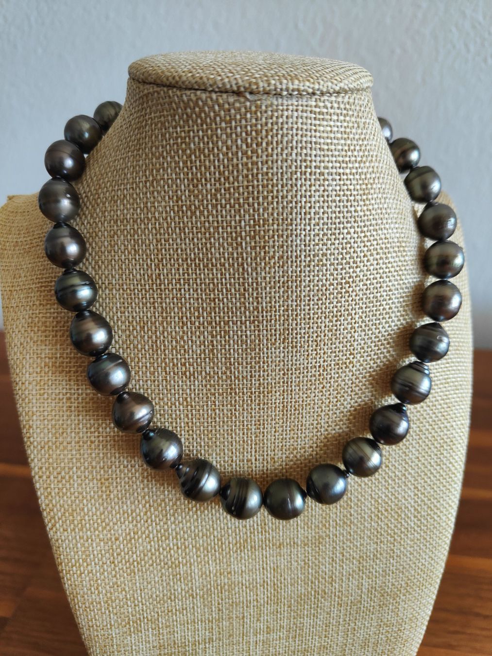 Catenine: Tahitiperlencollier, barocke Form, 12 -13.5mm – Nuovo e nell'imballaggio originale da Rümlang venduto da 21f 7
