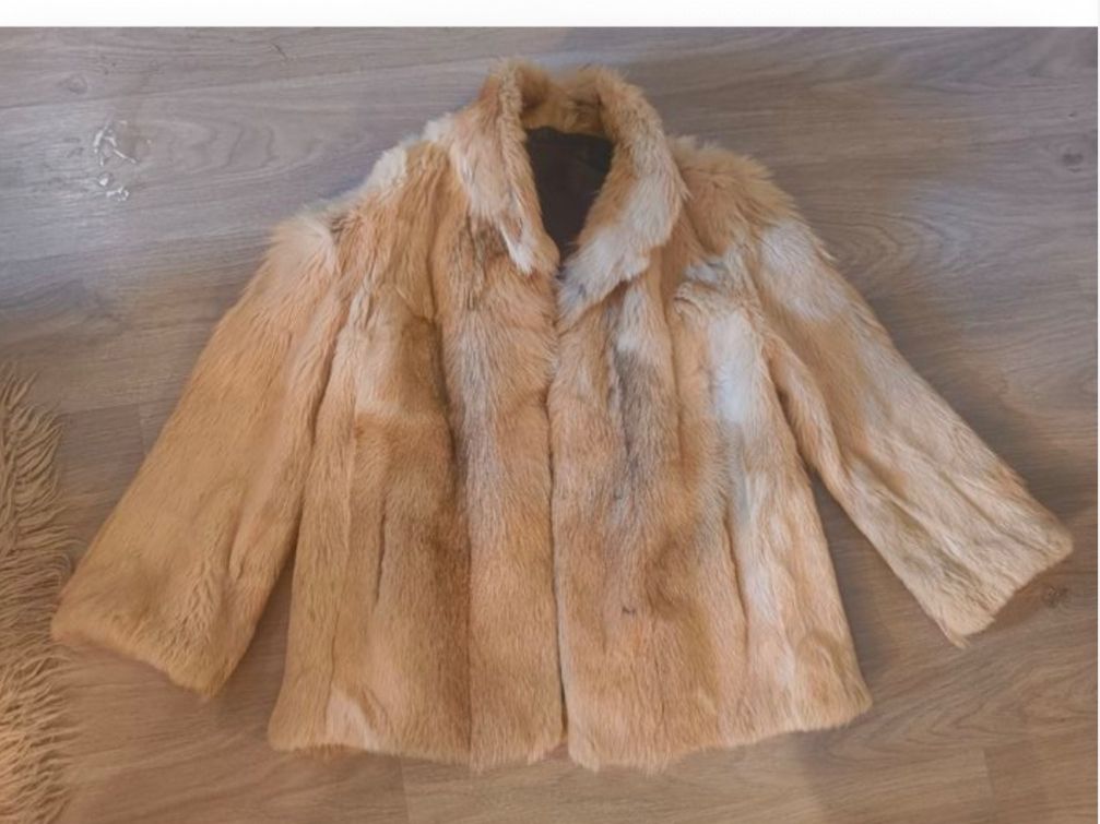 Giacche: Wolf Pelz Jacke – Usato da Füllinsdorf venduto da Elvissven