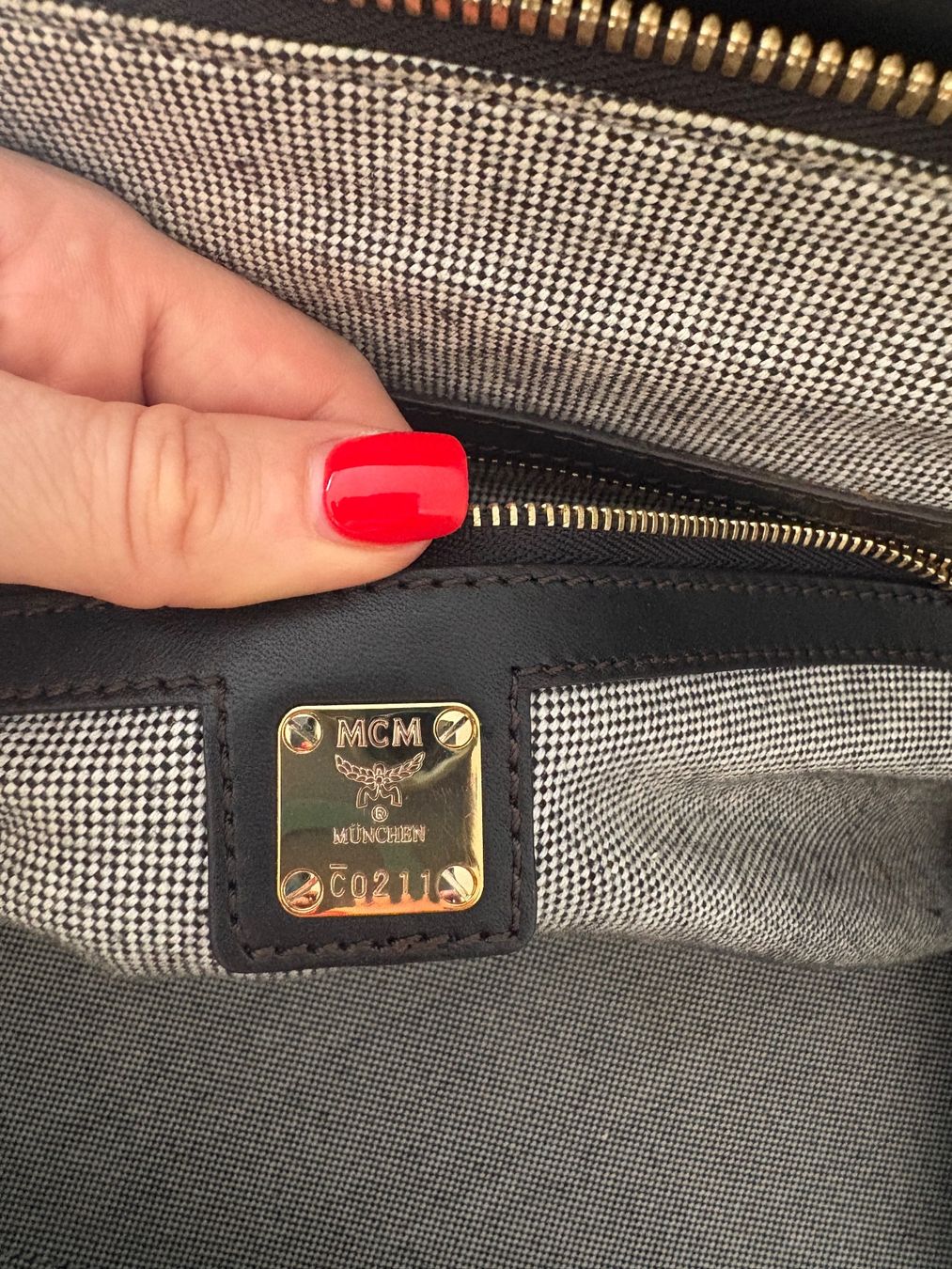 Mcm Borse da donna: MCM Leder Shopper Schwarz – Usato da Basel venduto da Poschy 5
